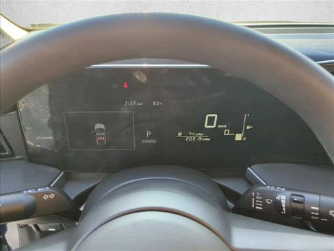 Used 2025 Nissan Kicks S FWD image 18