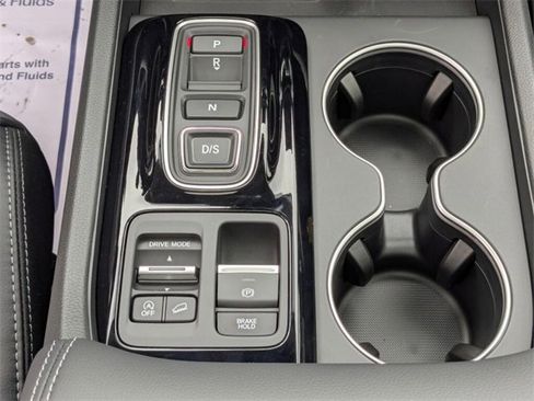 New 2025 Honda Pilot Touring image 15