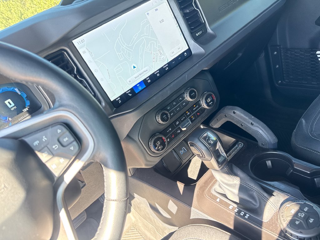 Used 2025 Ford Bronco Badlands AWD/4WD image 18
