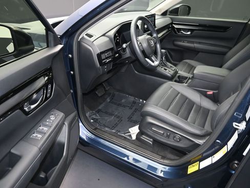 Used 2024 Honda CR-V EX-L image 11