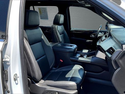 Used 2022 Chevrolet Tahoe LT AWD/4WD image 21