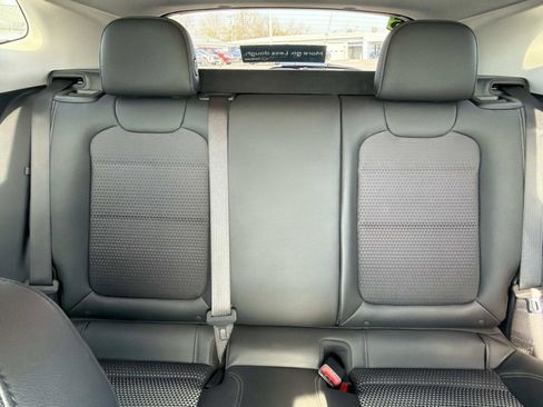 Certified 2025 Chevrolet Trax LT w/ LT Convenience Package image 11