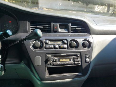 Used 2002 Honda Odyssey EX image 34
