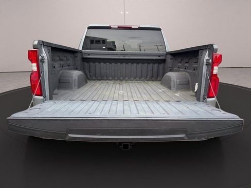 Used 2021 Chevrolet Silverado 1500 Custom w/ Safety Confidence Package AWD/4WD image 11