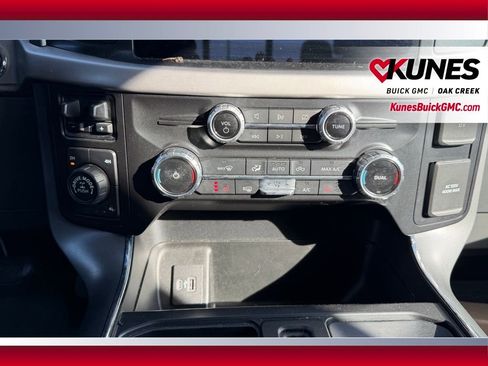 Used 2022 Ford F150 XLT w/ Equipment Group 302A High image 16