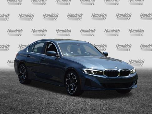 Certified 2025 BMW 330i Sedan RWD image 2