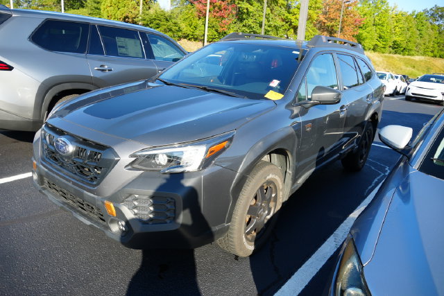 Used 2025 Subaru Outback Wilderness AWD/4WD image 8