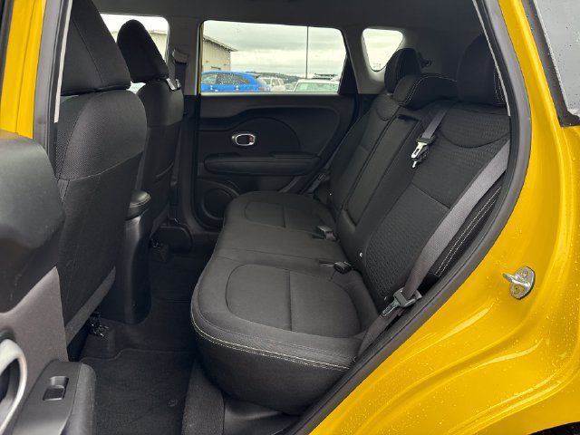 Used 2015 Kia Soul + FWD image 16