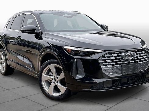 New 2025 Audi Q5 Premium Plus image 2