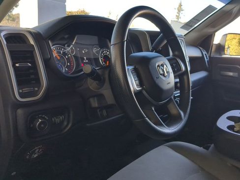 Used 2019 RAM 2500 Big Horn image 17