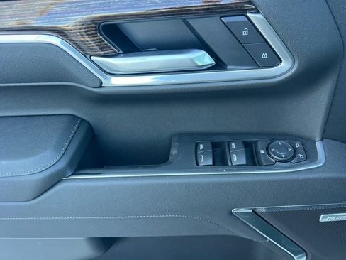 New 2026 GMC Sierra 1500 Elevation w/ Elevation Premium Package AWD/4WD image 8
