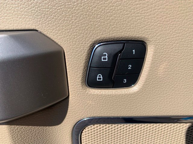 Used 2019 Ford F150 Lariat AWD/4WD image 13