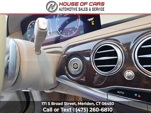 Used 2019 Mercedes-Benz S 560 4MATIC Sedan image 32