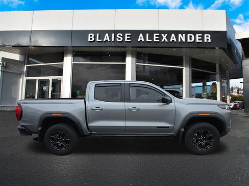 Used 2025 GMC Canyon Elevation w/ Convenience Package AWD/4WD image 2