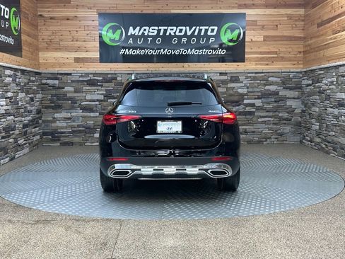 Used 2023 Mercedes-Benz GLC 300 GLC 300 image 8