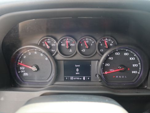 Used 2022 Chevrolet Silverado 1500 Custom Trail Boss AWD/4WD image 19