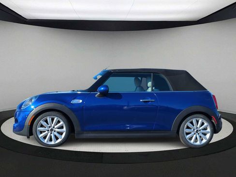 Used 2019 MINI Cooper S w/ Signature Upholstery Package image 5