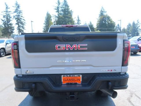 Certified 2026 GMC Sierra 2500 AT4X w/ AT4X AEV Edition AWD/4WD image 7