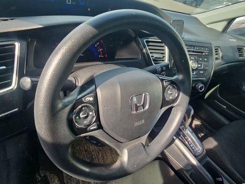 Used 2013 Honda Civic LX image 5