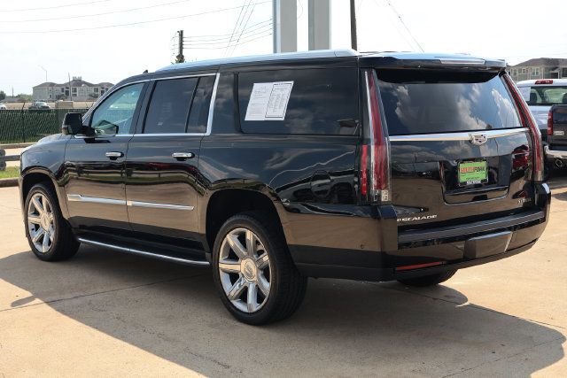 Used 2019 Cadillac Escalade ESV Premium Luxury RWD image 4