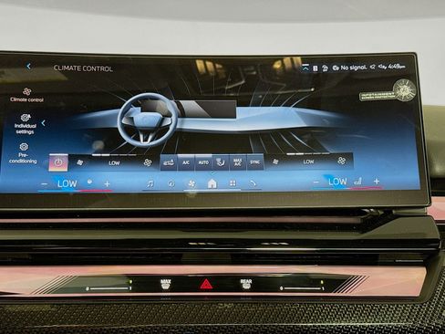 New 2026 BMW i5 eDrive40 w/ M Sport Package image 16