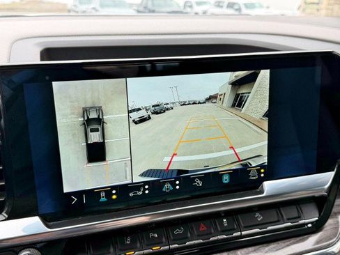 Certified 2024 Chevrolet Silverado 2500 LTZ w/ LTZ Plus Package image 27