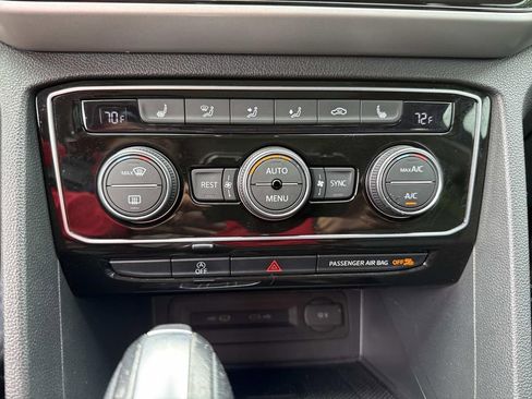 Used 2022 Volkswagen Atlas SEL image 32