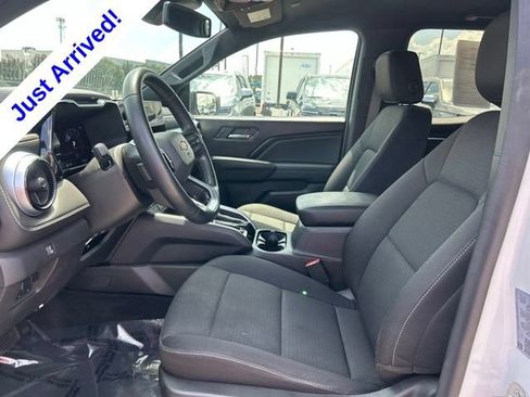 Used 2024 Chevrolet Colorado LT w/ LT Convenience Package II RWD image 15