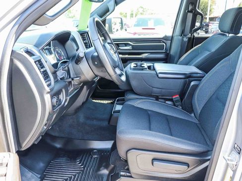 Used 2025 RAM 1500 Big Horn AWD/4WD image 18