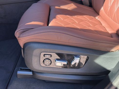 New 2026 BMW X5 xDrive40i w/ Climate Comfort Package image 12