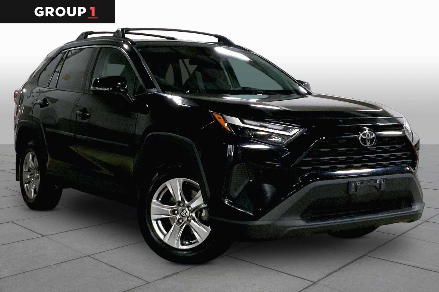 Certified 2023 Toyota RAV4 XLE w/ Convenience Package AWD/4WD image 3