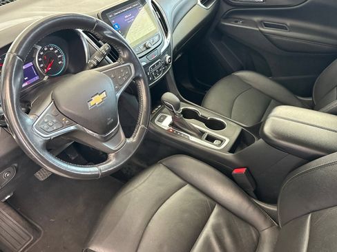 Used 2020 Chevrolet Equinox Premier w/ Premier Redline Edition FWD image 10