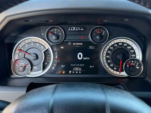 Used 2014 RAM 2500 Big Horn image 35