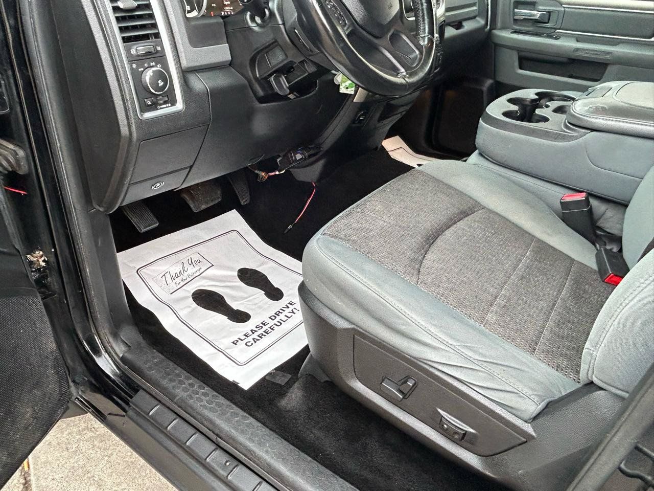 Used 2013 RAM 1500 Classic SLT w/ Big Horn Equipment Group AWD/4WD image 10