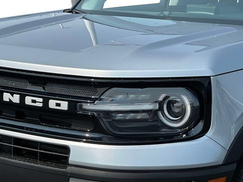 Used 2023 Ford Bronco Sport Outer Banks AWD/4WD image 7