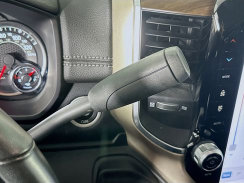 Used 2024 RAM 2500 Laramie image 24