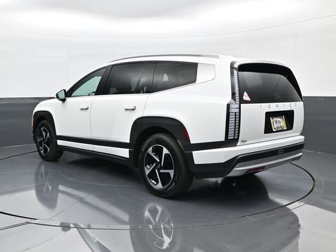 New 2026 Hyundai Ioniq 9 S image 7