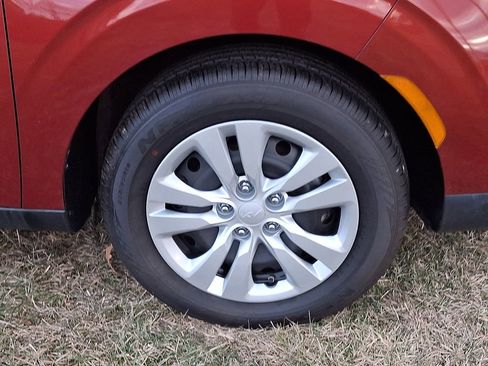 Certified 2022 Kia Soul LX image 8