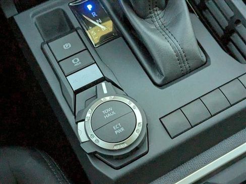 Used 2025 Toyota Tacoma SR5 image 13