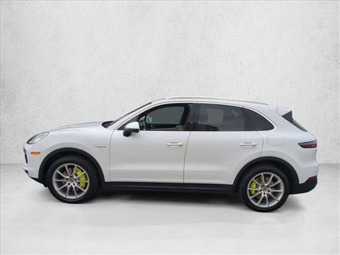 Used 2019 Porsche Cayenne E-Hybrid image 9