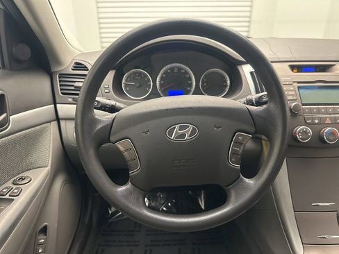 Used 2010 Hyundai Sonata GLS image 18