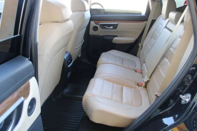 Used 2017 Honda CR-V Touring image 10