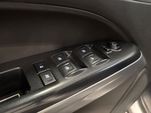 Used 2021 Chevrolet Colorado LT w/ LT Convenience Package image 16