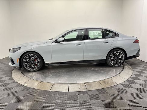New 2027 BMW i5 eDrive40 w/ M Sport Package RWD image 16
