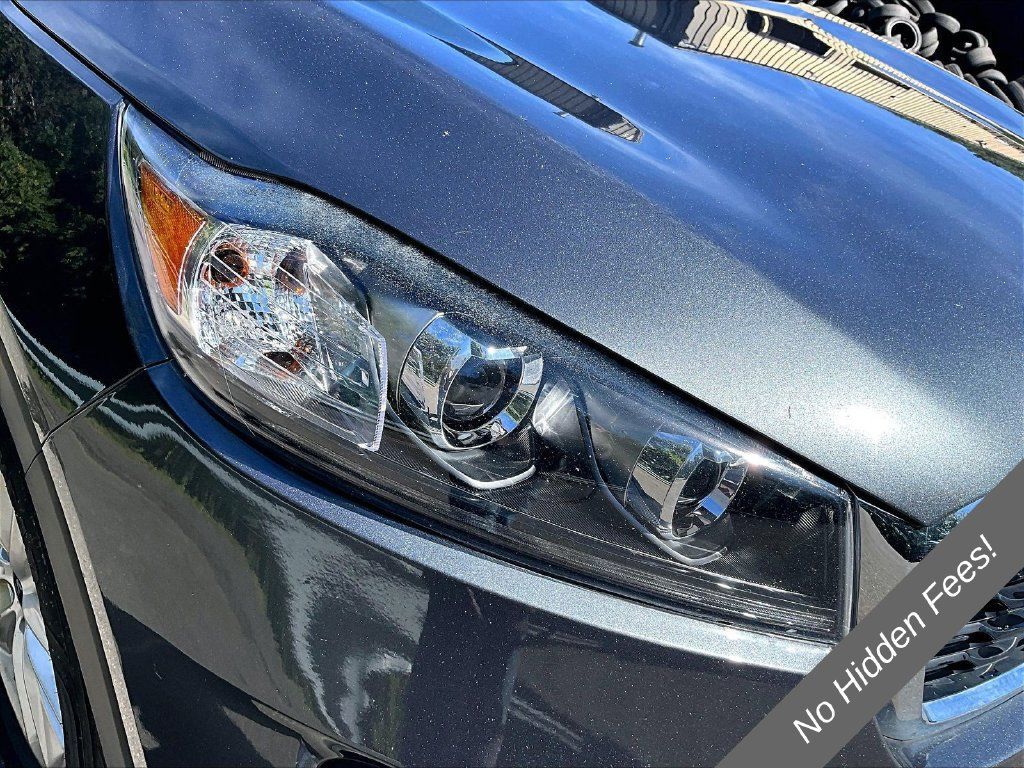 Used 2019 Kia Sorento AWD w/ LX Convenience Package image 23