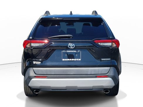 Used 2019 Toyota RAV4 Adventure AWD/4WD image 5