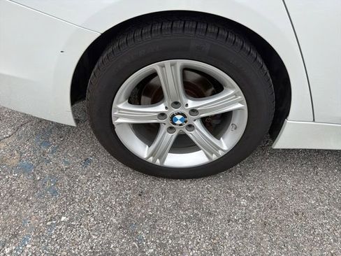 Used 2012 BMW 328i Sedan RWD image 31