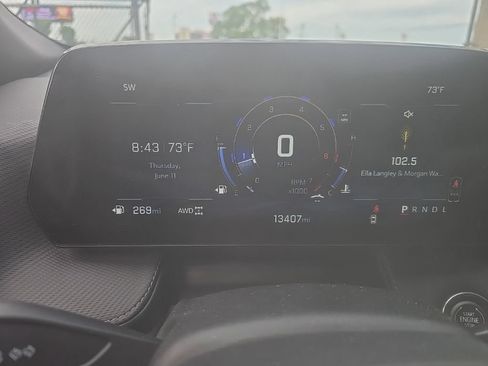 Used 2025 Chevrolet Equinox LT AWD/4WD image 8