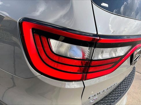 Used 2023 Dodge Durango GT image 28