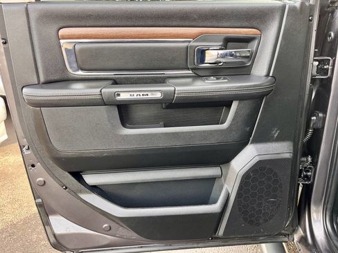 Used 2017 RAM 1500 Laramie w/ Convenience Group image 19